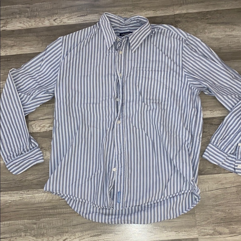 💚 2/$15 Blue and White Striped Casual Button Down Shirt - Picture 2 of 4